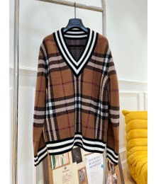 Burberr* Wool 22ss Maglione Maloney 브이넥 스웨터