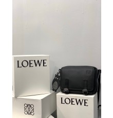 Loew* 메신저백