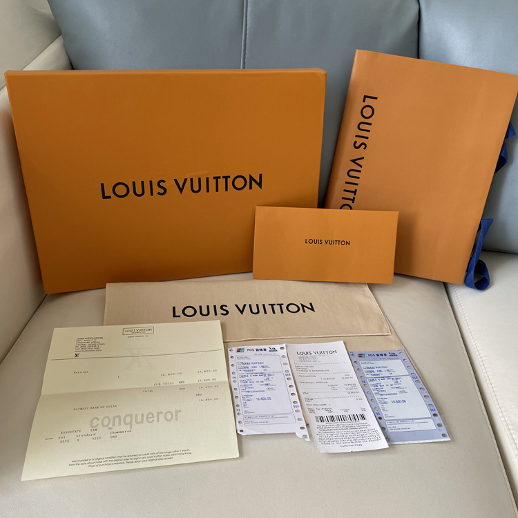 Louis Vuitto* M81569 다미에 모노그램 클러치